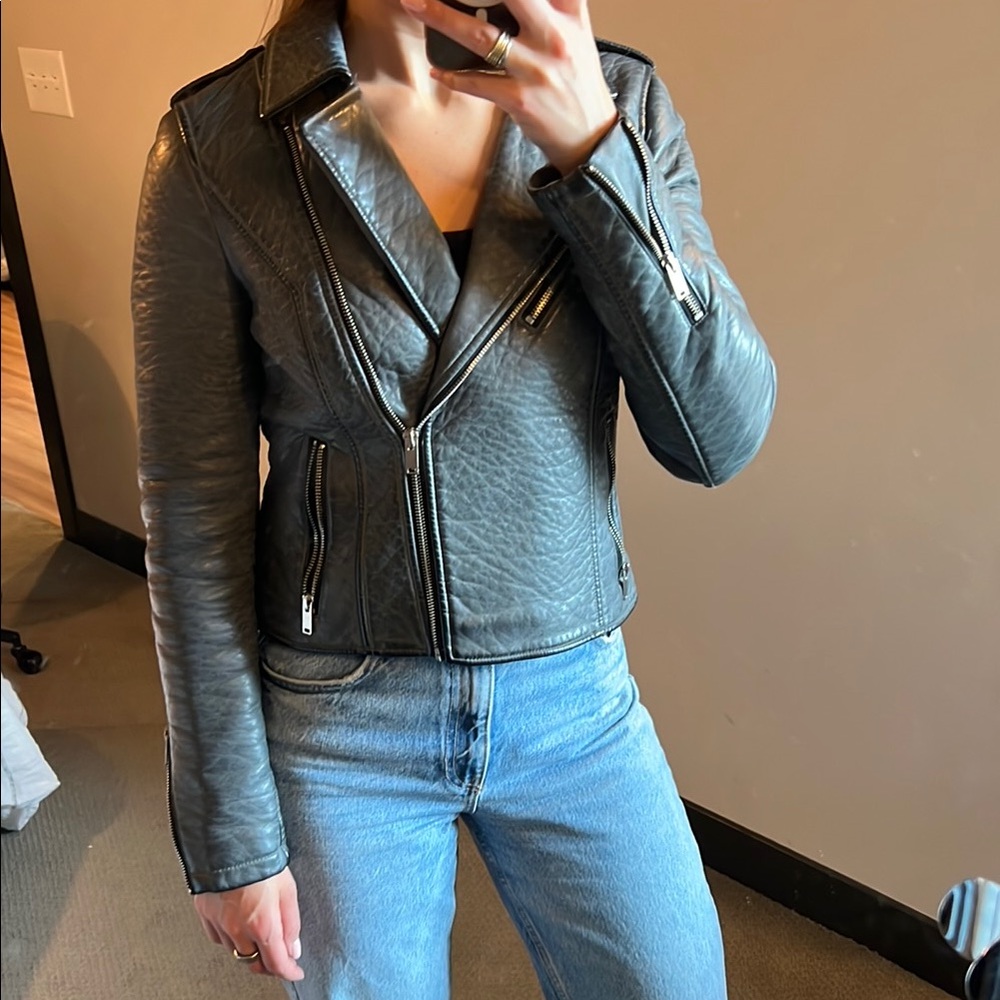 Small Grey Leather Jacket - Picture 4 of 5